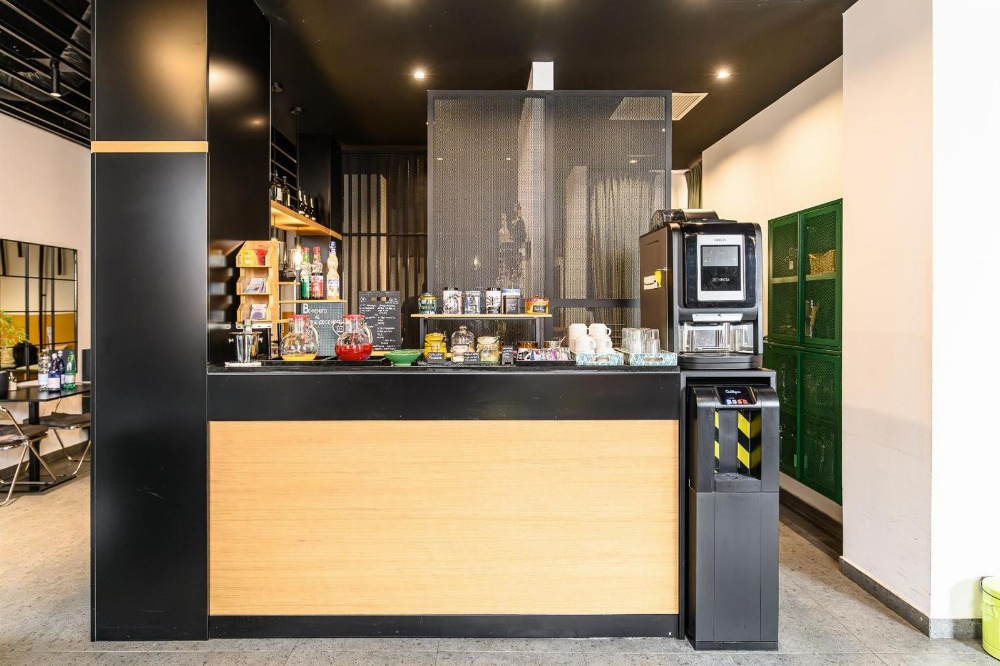 Central Lodge Hotel Main image